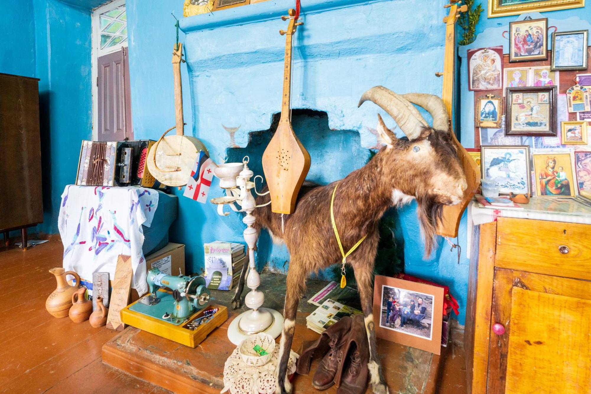 Guesthouse Svani Ushguli Bagian luar foto