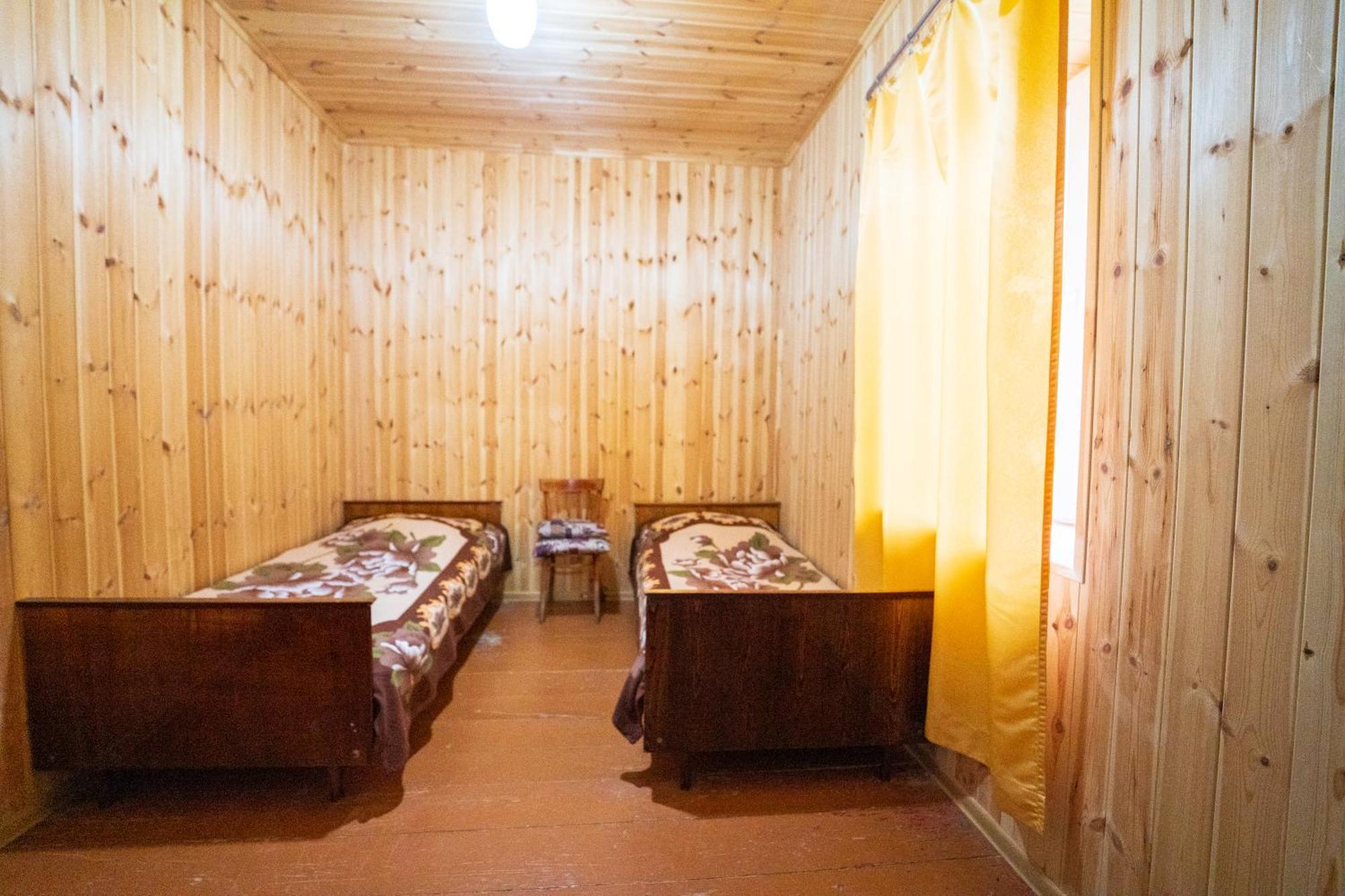 Guesthouse Svani Ushguli Bagian luar foto