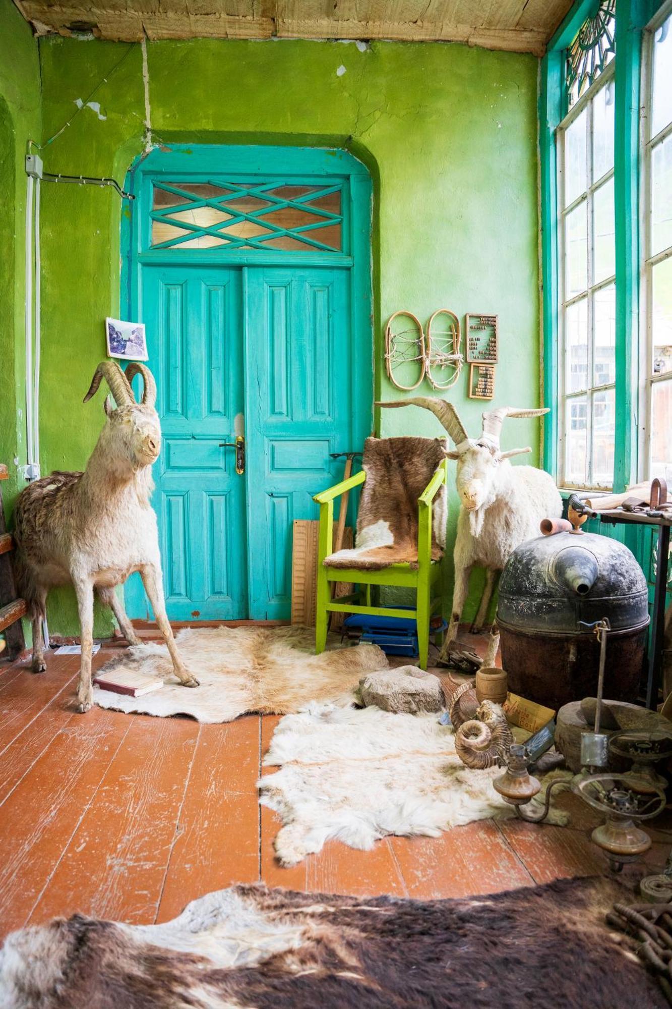 Guesthouse Svani Ushguli Bagian luar foto