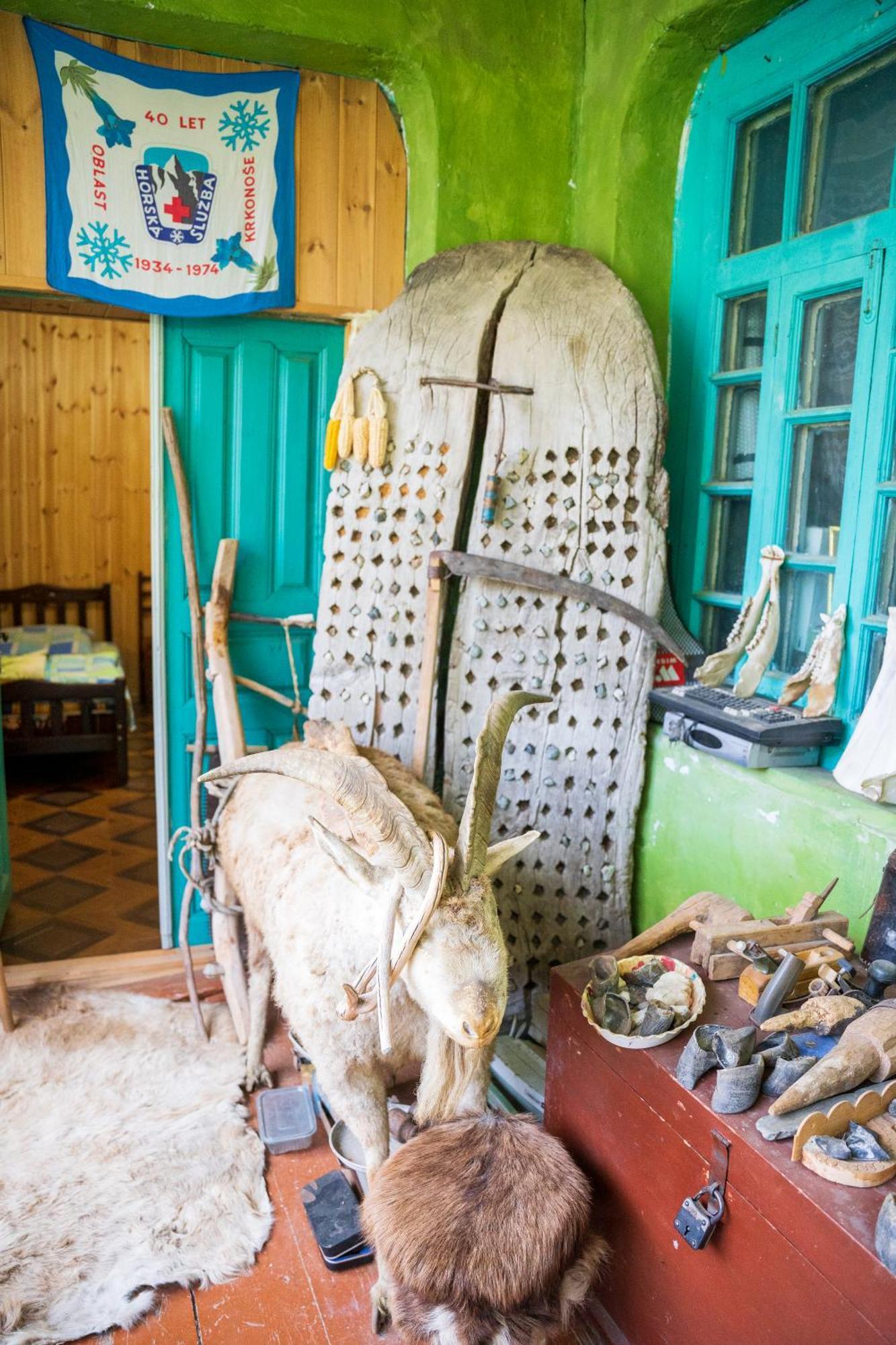 Guesthouse Svani Ushguli Bagian luar foto