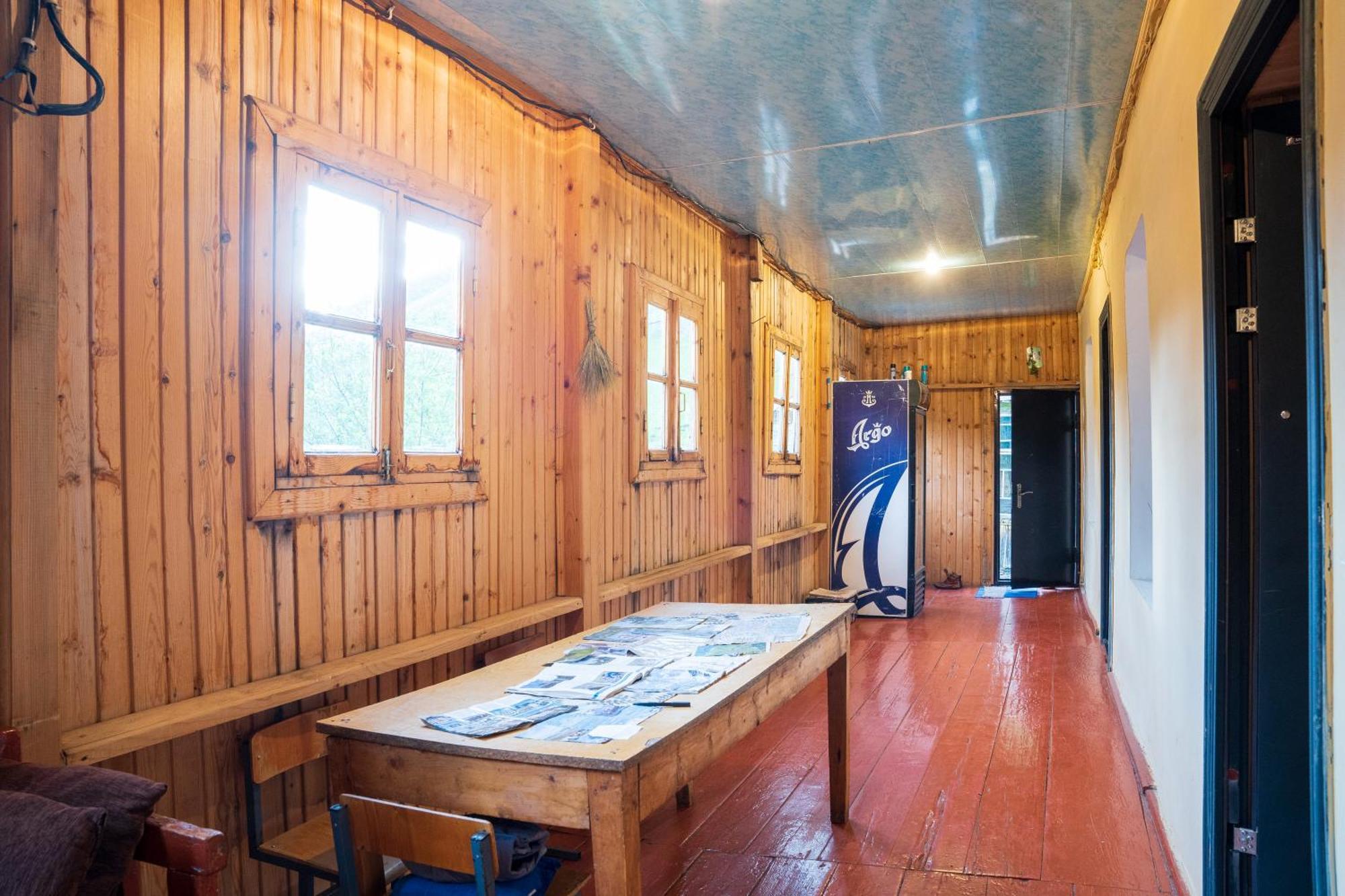 Guesthouse Svani Ushguli Bagian luar foto